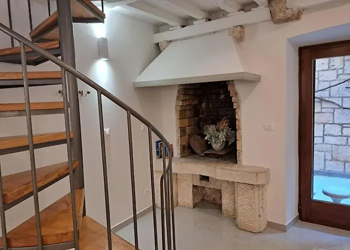 Apartman House Mvsevm 4*