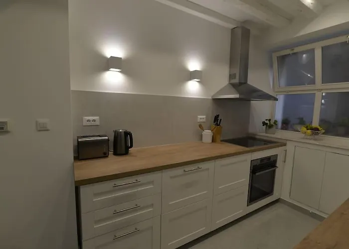 House Mvsevm 4* Apartman Vis